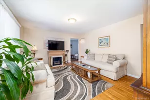 265 W Windsor Pkwy, Oceanside, NY 11572 - Photo 5