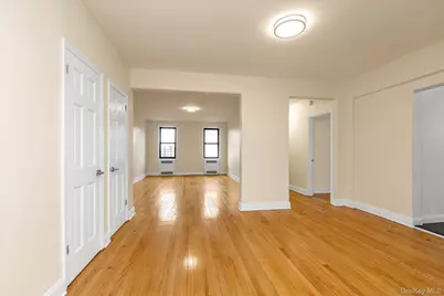 92-11 35th Avenue #5E, Jackson Heights, NY 11372 - Photo 7