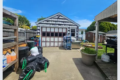 2207 Maple Street, Wantagh, NY 11793 - Photo 29