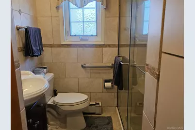 2207 Maple Street, Wantagh, NY 11793 - Photo 9
