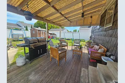 2207 Maple Street, Wantagh, NY 11793 - Photo 25