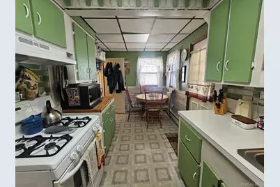 2207 Maple Street, Wantagh, NY 11793 - Photo 7