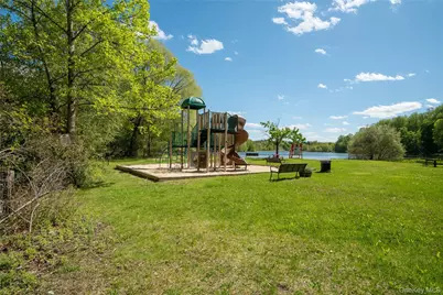 138 Fairmont Road, Mahopac, NY 10541 - Photo 45