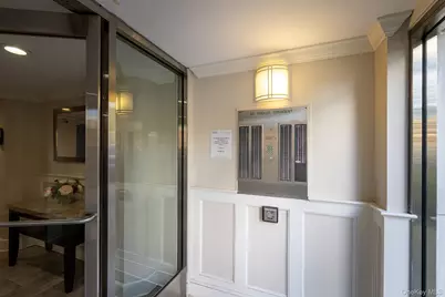 25 Knolls Crescent #4M, Bronx, NY 10463 - Photo 15
