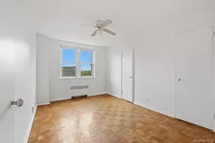 25 Knolls Crescent, Bronx, NY 10463 - Photo 11