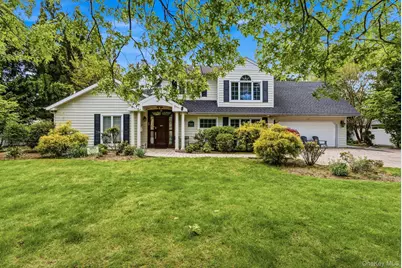 18 Sherwood Lane, Roslyn Heights, NY 11577 - Photo 1