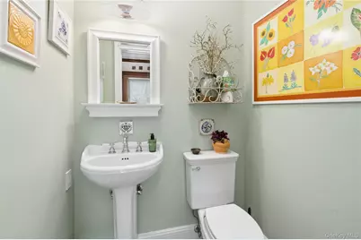 21 N Timberbrook Road, Northport, NY 11768 - Photo 9