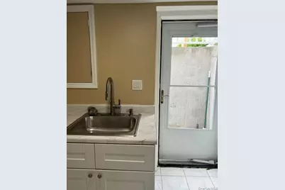 315 Cedar Court, Copiague, NY 11726 - Photo 3