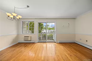 94-22 Magnolia Ct, Ozone Park, NY 11417 - Photo 3