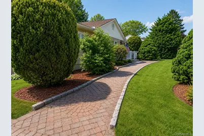 20 Cresthaven Drive, New Windsor, NY 12553 - Photo 3