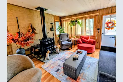 582 Lake Shore Lane, Narrowsburg, NY 12764 - Photo 3