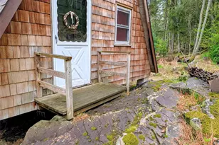 582 Lake Shore Ln, Narrowsburg, NY 12764 - Photo 21