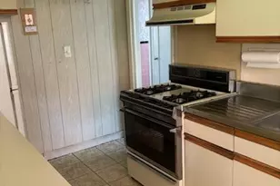 1210 Terrace Blvd, New Hyde Park, NY 11040 - Photo 3