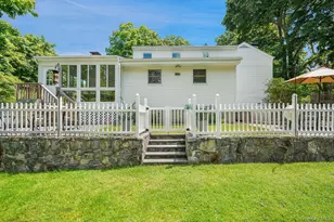 3007 Clearview St, Yorktown Heights, NY 10598 - Photo 37