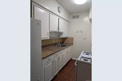 207-11 Hillside Avenue, Queens Village, NY 11427 - Photo 11