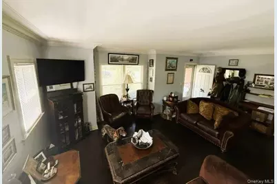 438 Powell Avenue, Newburgh, NY 12550 - Photo 3