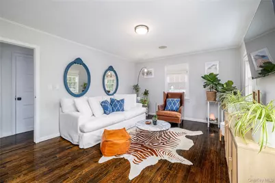 1714 Broadway, New Hyde Park, NY 11040 - Photo 9