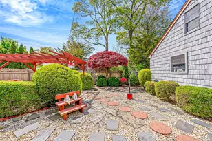 150 Connecticut Ave, Massapequa, NY 11758 - Photo 9
