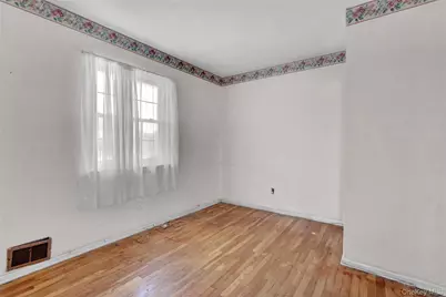 211 Lynbrook Street, Islip Terrace, NY 11752 - Photo 23