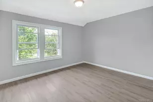 6 Bush Ave, Newburgh, NY 12550 - Photo 11