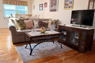 3 Primrose Ln, North Babylon, NY 11703 - Photo 3