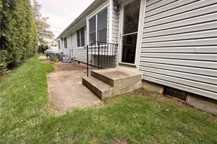 3 Primrose Ln, North Babylon, NY 11703 - Photo 13