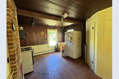 540 Franklinville Road, Laurel, NY 11948 - Photo 9