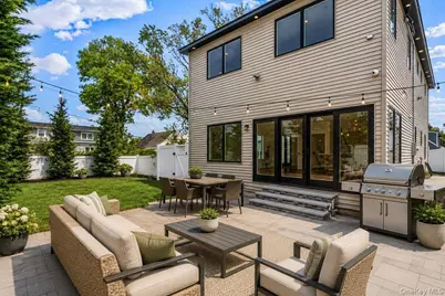29 Baldwin Drive, West Hempstead, NY 11552 - Photo 35