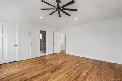 29 Baldwin Drive, West Hempstead, NY 11552 - Photo 27