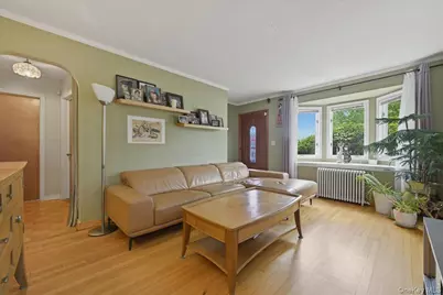 53 Edgeworth Street, Valley Stream, NY 11581 - Photo 5