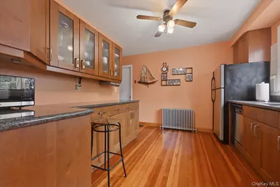 53 Edgeworth Street, Valley Stream, NY 11581 - Photo 13