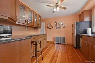 53 Edgeworth St, Valley Stream, NY 11581 - Photo 13