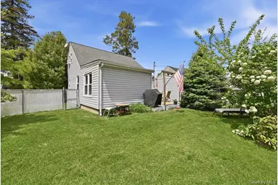 53 Edgeworth Street, Valley Stream, NY 11581 - Photo 25