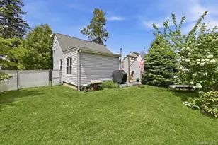 53 Edgeworth St, Valley Stream, NY 11581 - Photo 25