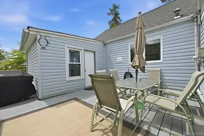 53 Edgeworth Street, Valley Stream, NY 11581 - Photo 23