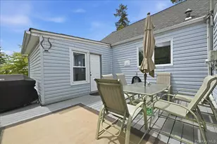 53 Edgeworth St, Valley Stream, NY 11581 - Photo 23