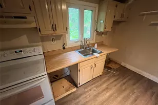 303 Buttermilk Falls Rd, Warwick, NY 10990 - Photo 9