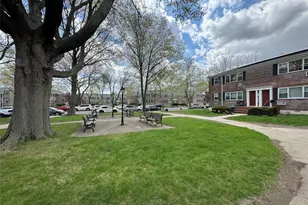 150-19 Jewel Ave, Flushing, NY 11367 - Photo 11