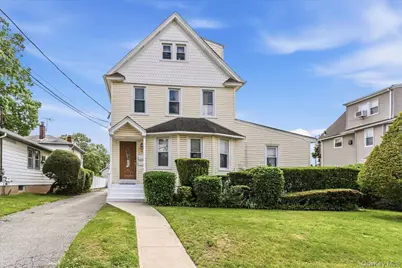 38 Wood Street, Lynbrook, NY 11563 - Photo 1