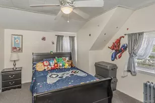 38 Wood St, Lynbrook, NY 11563 - Photo 11