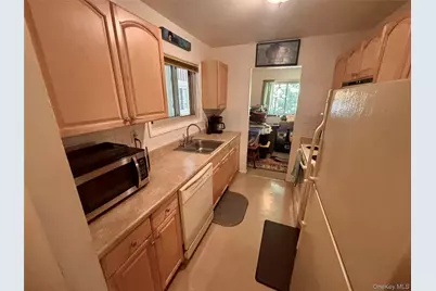 113 Sterling Street #113, Beacon, NY 12508 - Photo 5