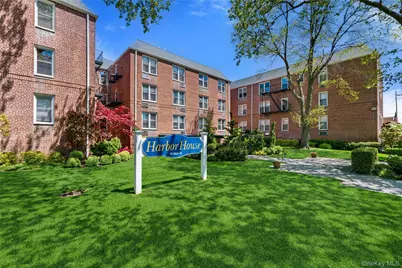 16 Main Street #2K, East Rockaway, NY 11518 - Photo 1
