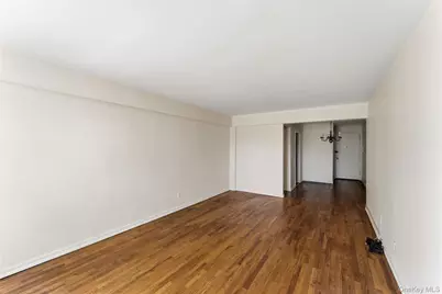 16 Main Street #2K, East Rockaway, NY 11518 - Photo 11