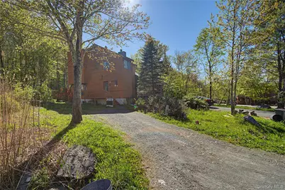 9 Edelweiss Drive, Woodridge, NY 12789 - Photo 17