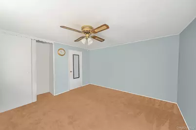 508 Davis Street, North Babylon, NY 11703 - Photo 13