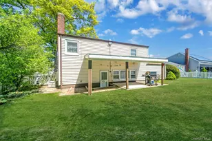 508 Davis St, North Babylon, NY 11703 - Photo 7