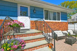 2418 Riverside Ave, Seaford, NY 11783 - Photo 3