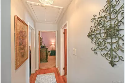 2418 Riverside Avenue, Seaford, NY 11783 - Photo 15