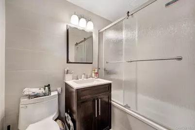75-34 Bell Boulevard #1E, Oakland Gardens, NY 11364 - Photo 21