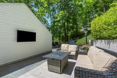7 Hays Hill Road, Pleasantville, NY 10570 - Photo 33